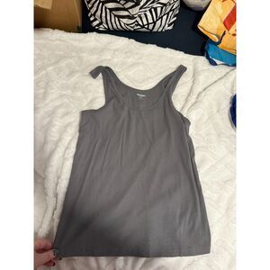 grey old navy tank